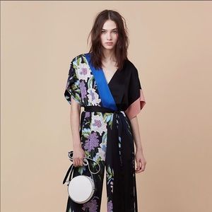 Diane von Furstenberg
S/S Faux Wrap Jumpsuit